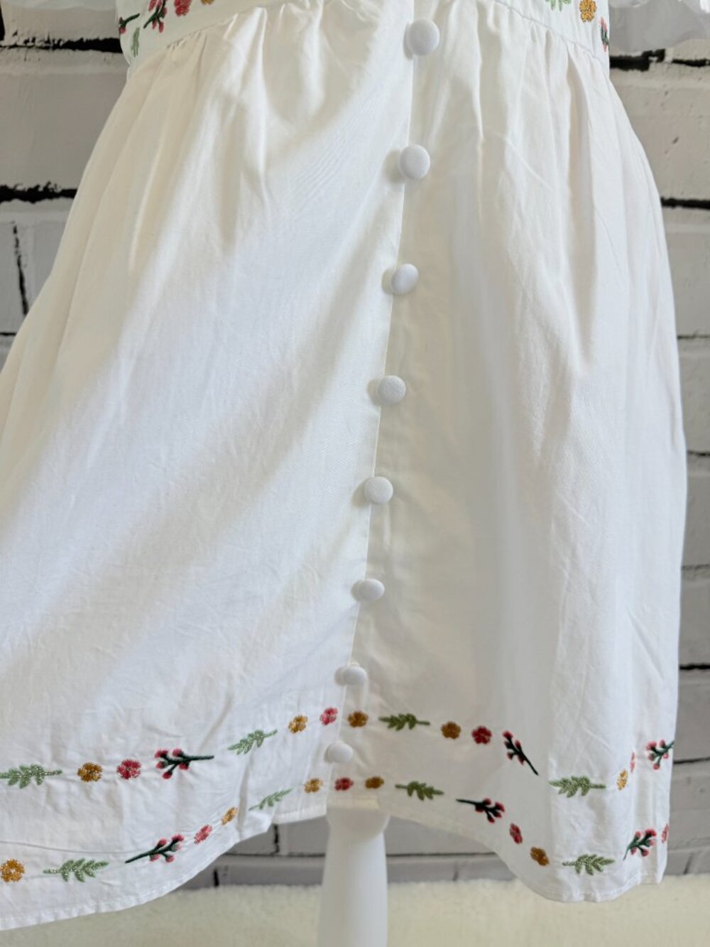 NWT Caroline Constas White Floral Embroidered Puff Sleeve Mini Dress Size 6 - Picture 8 of 16